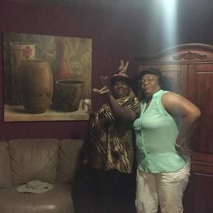 Meet your Posher, Angela